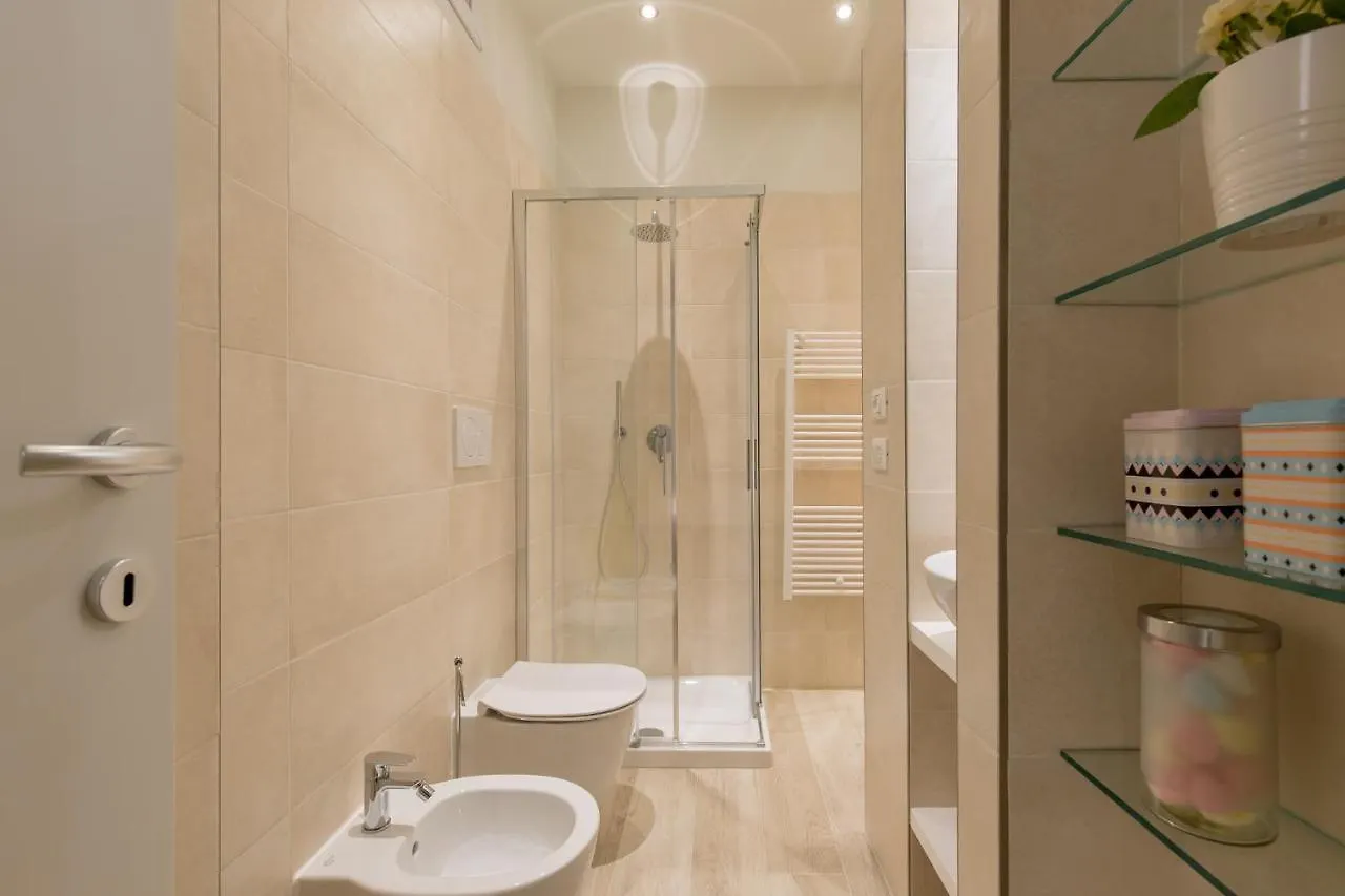 Casa Colibri Nel Cuore Della Citta Antica Verona Apartment